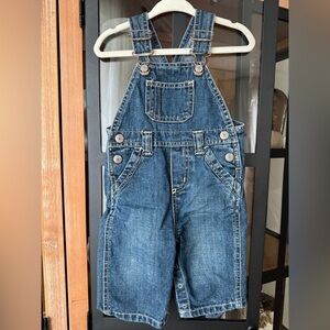Vintage 2007 Old Navy overalls denim baby unisex boy girl medium wash jeans